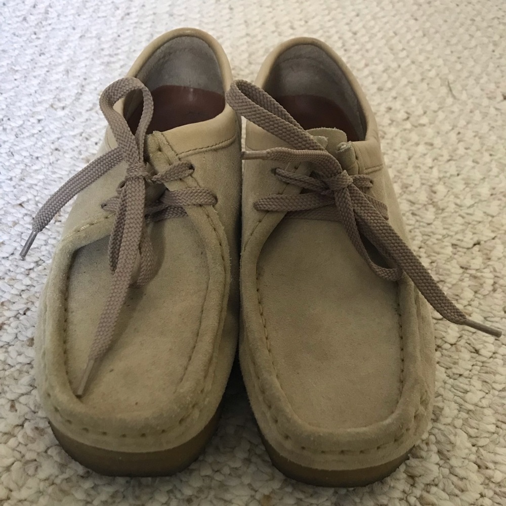 Women’s Wallabees